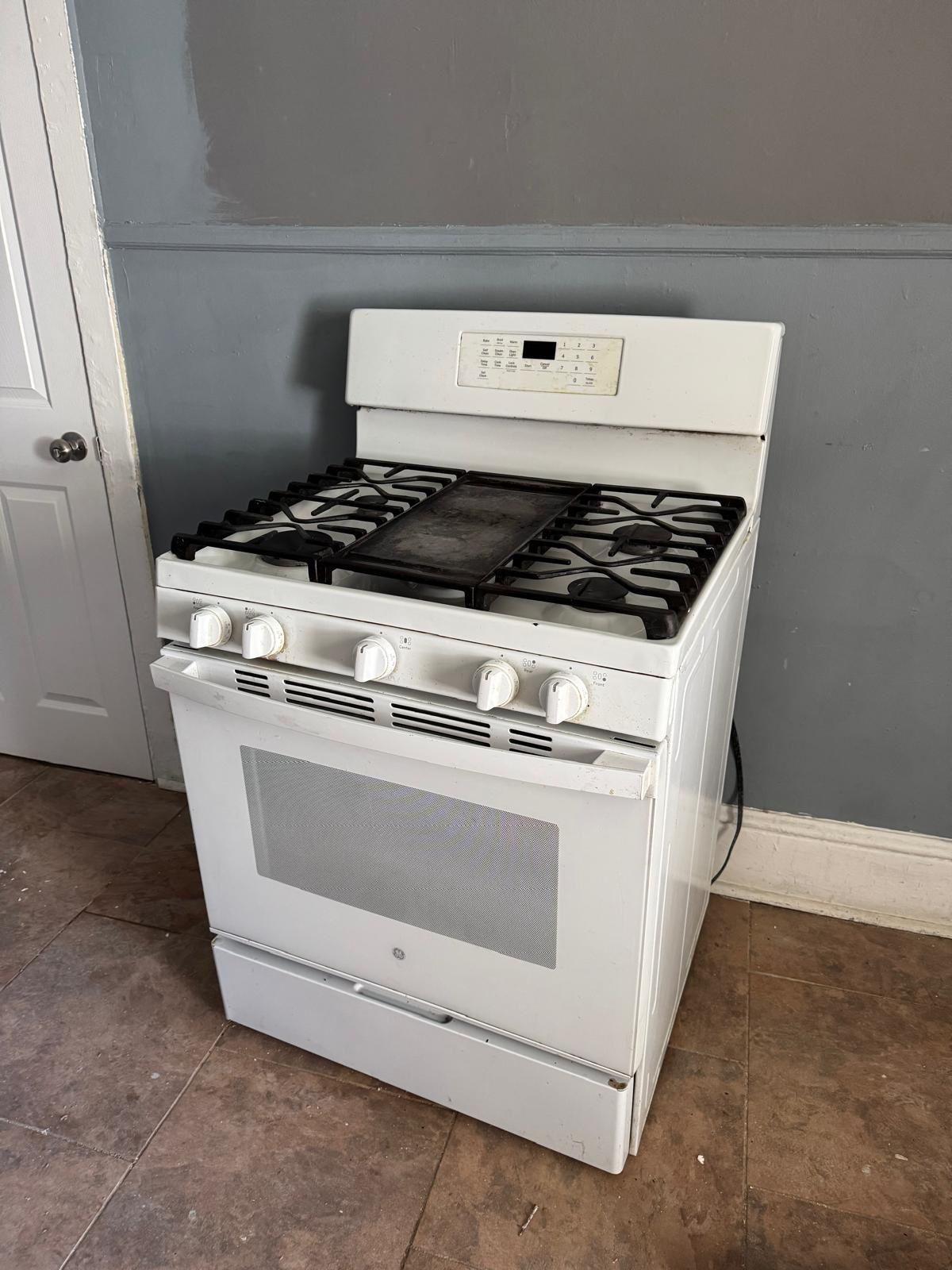 Used Gas Stove 