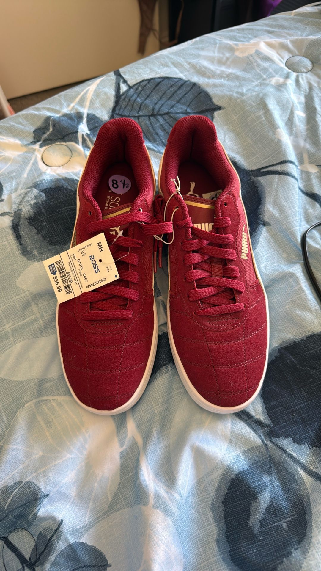 Burgundy Pumas