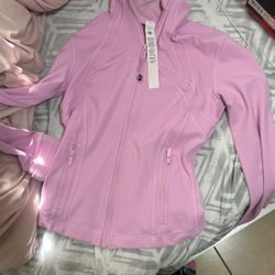 Define Lululemon jacket 