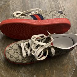 Gucci shoes