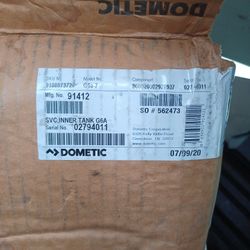 Dometic 6  Gallon Tank