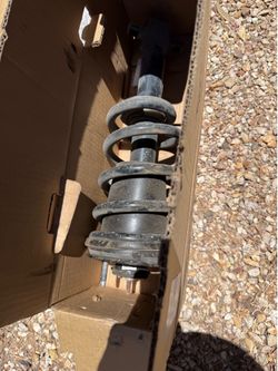 2015 and up Chevy Tahoe front struts