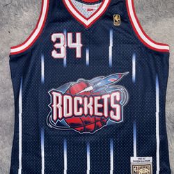 Hakeem Olajuwon Houston Rockets 1996-97’ Mitchell & Ness Swingman Jersey 