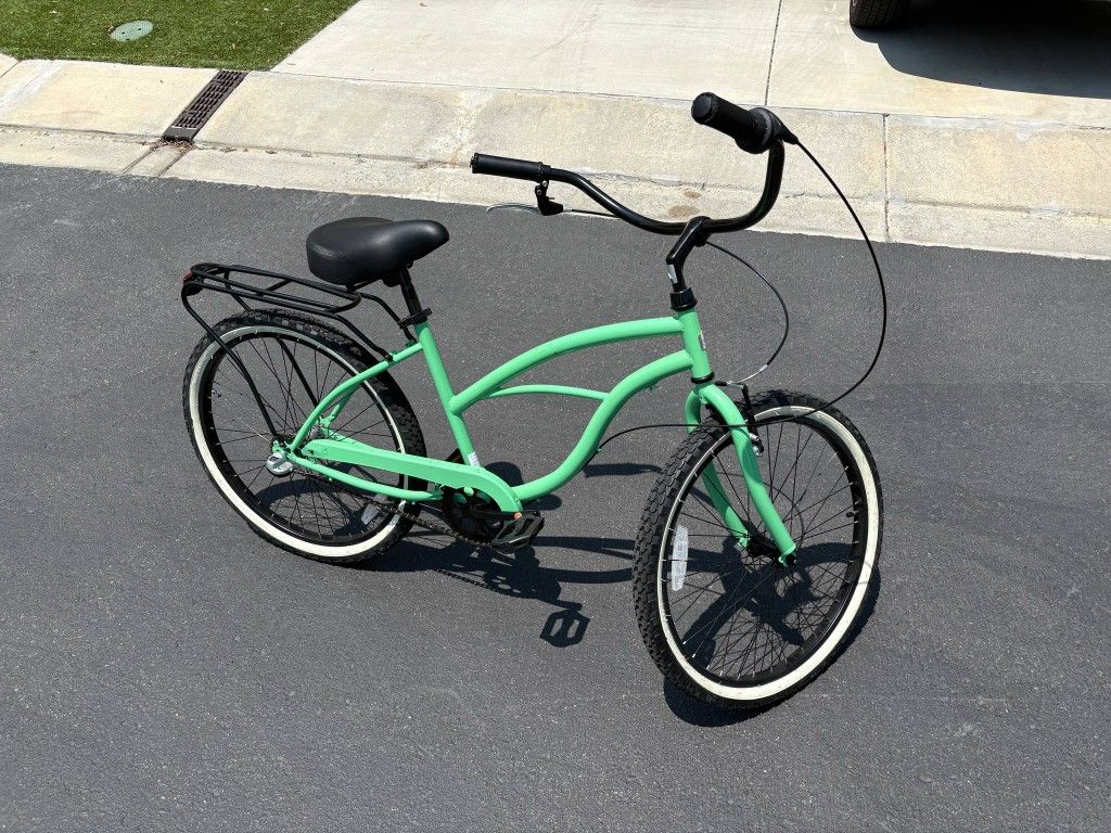 🔥🚲🔥sixthreezero Around the Block Women's 24" 3-Speed Beach Cruiser Bicycle with Rear Rack(brand New)