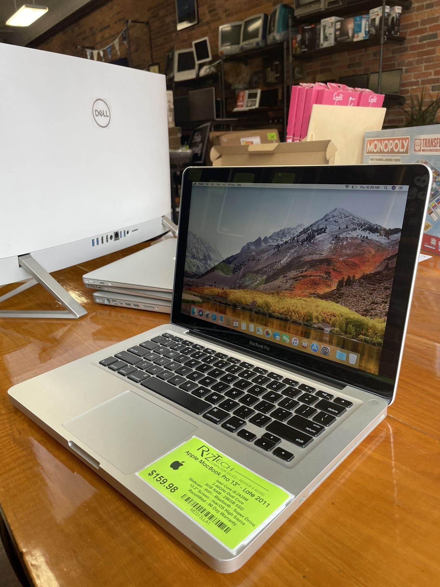 2011 Apple MacBook Pro 8GB RAM 256GB SSD macOS High Sierra 13.3”