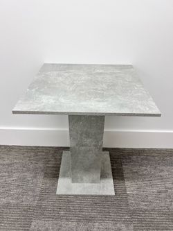 Modern Bistro Table – Concrete Gray (vidaXL) – Like New!
