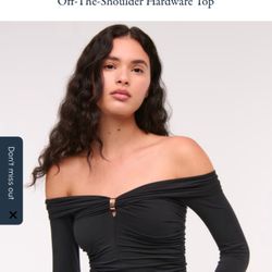 Abercrombie And fitch Off The Shoulder And Hollister Sweats 