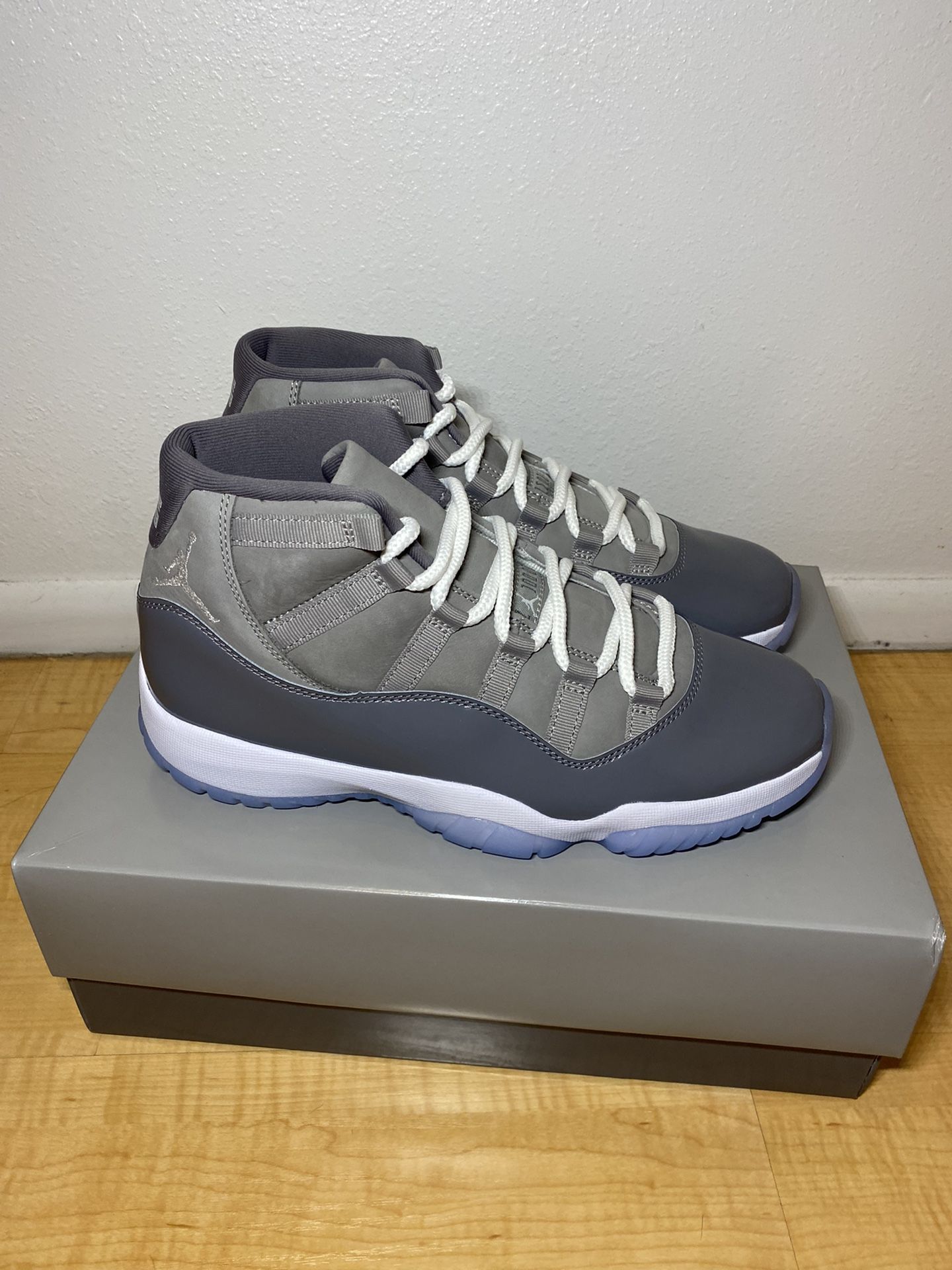 BNIB JORDAN SHOES,All Products : American Fashion Style Bags On Sale