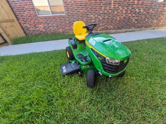 John Deere 48in S160 . 24 HP V-Twin, ELS Gas Hydrostatic Riding Lawn Mower