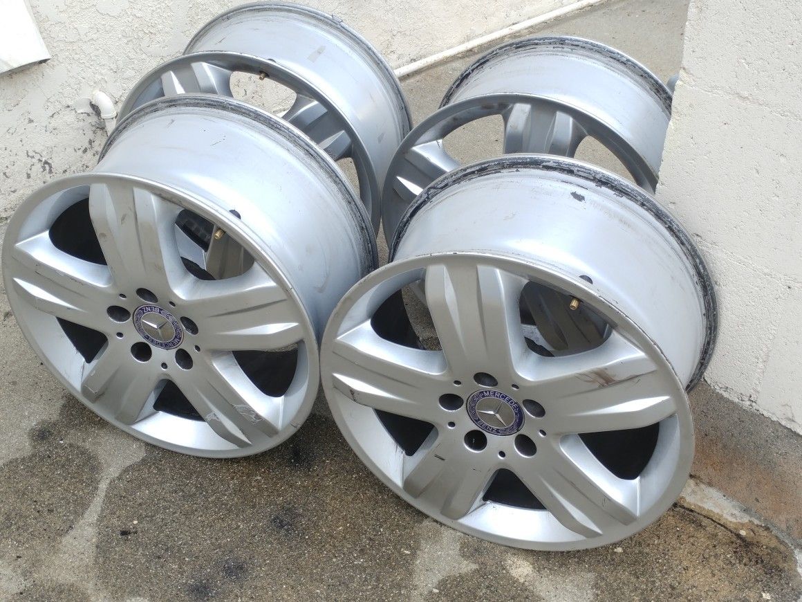 Mercedes Benz 17" rims