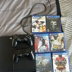 PS4, Two Controls And 6 Games 
