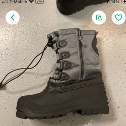 Snow Boots Size 2 Kids