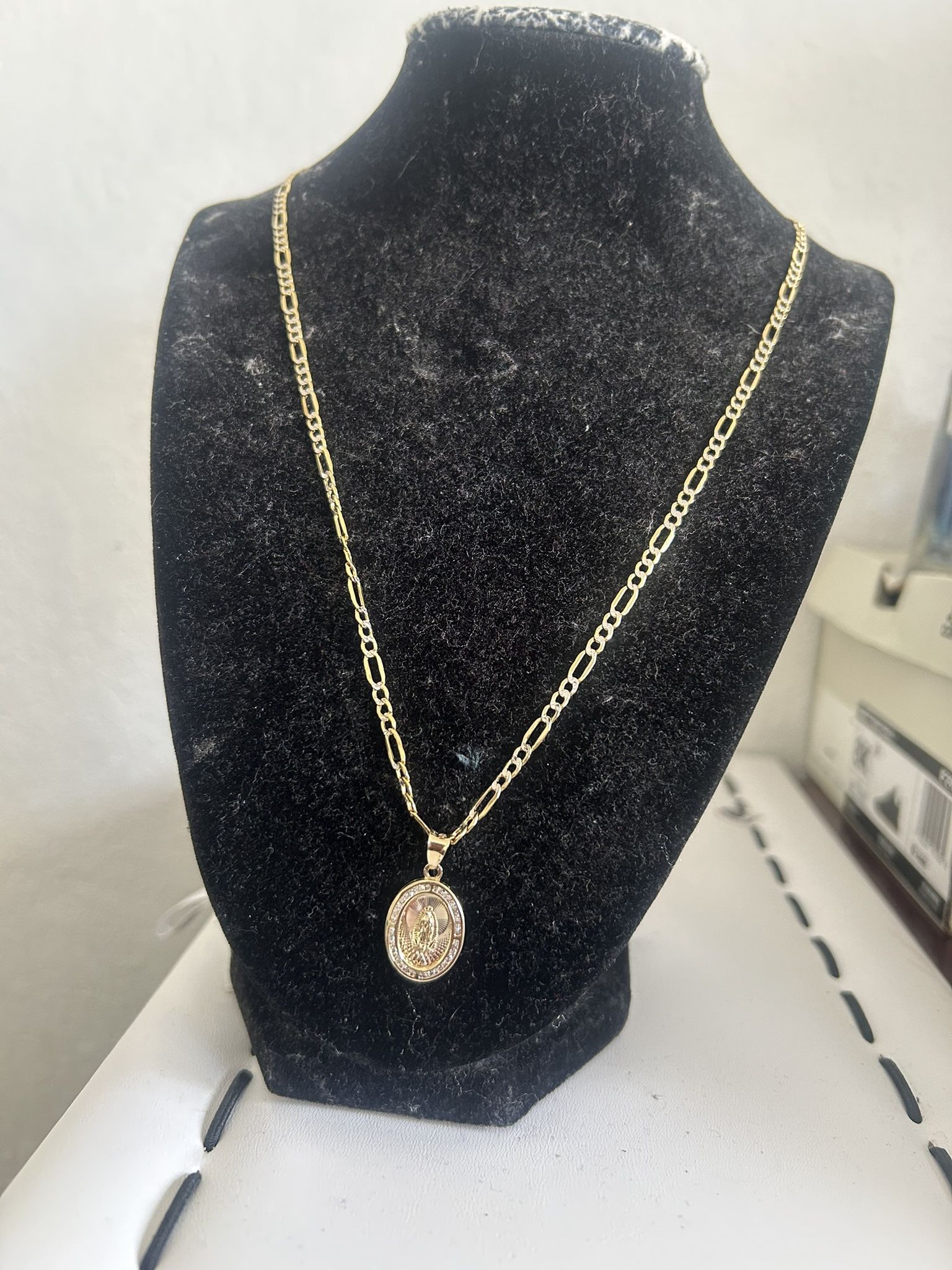 Chain And La Virgen Pendant