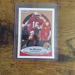 90 Fleer Joe Montana (error) Football Card