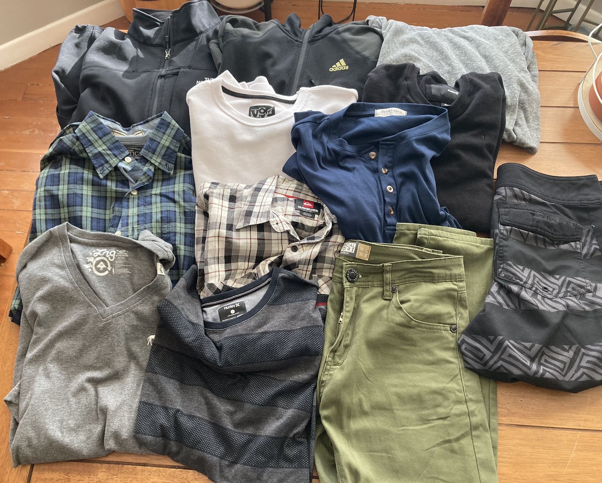 Men 12 Piece Clothing Bundle