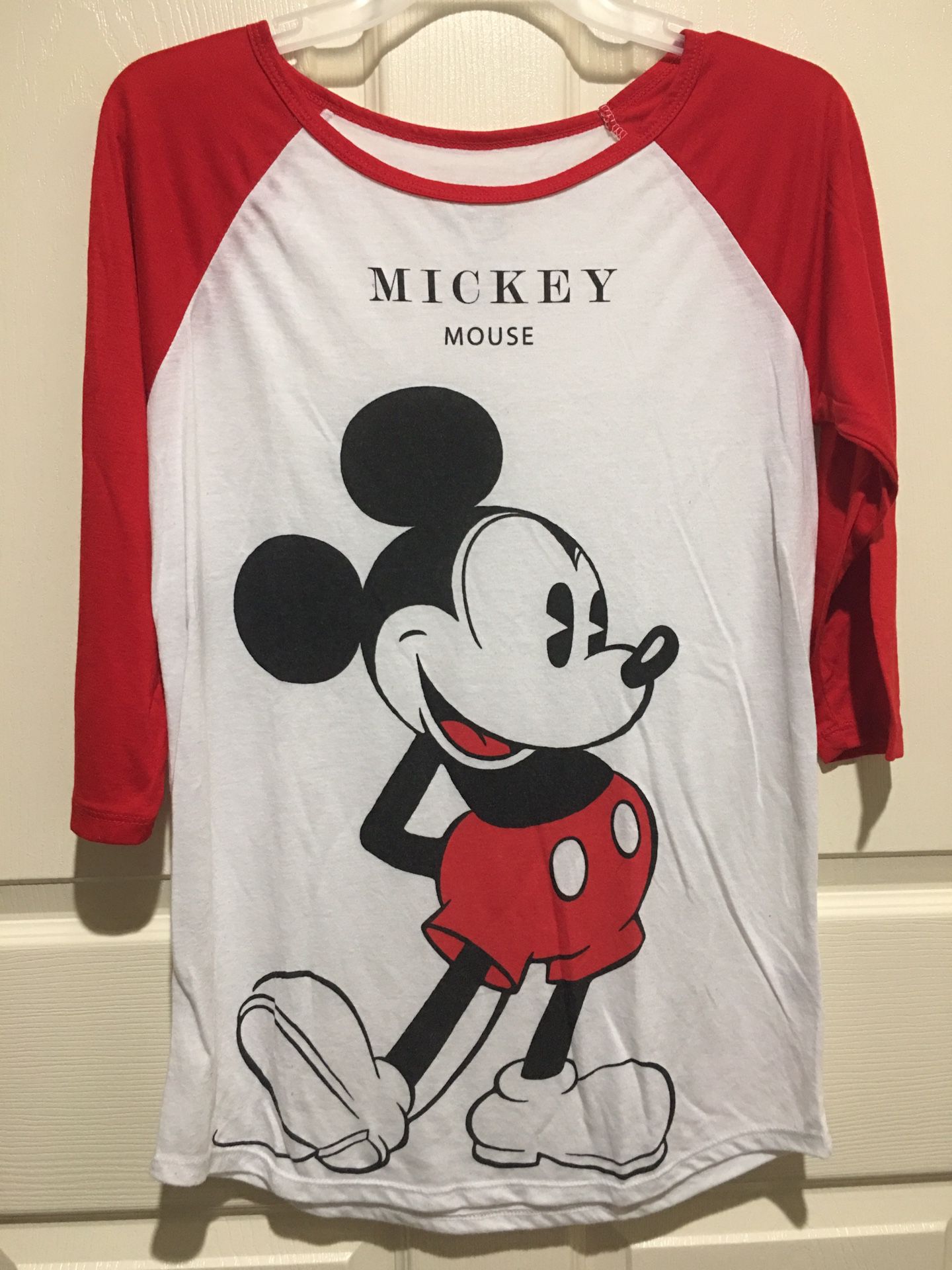Disney Mickey Mouse Graphic Baseball T-Shirt Junior Women’s Medium Good Conditio
