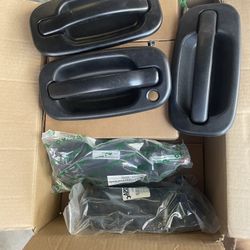 99-07 Chevy Door Handles New