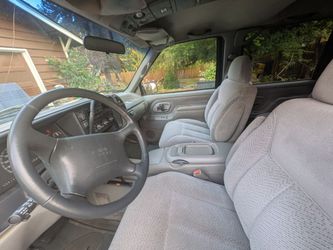 GMC Suburban
