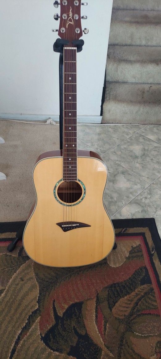 DEAN Acoustic Guitar