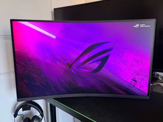 LG UltraGear 27” Ultrawide Curved Gaming Monitor