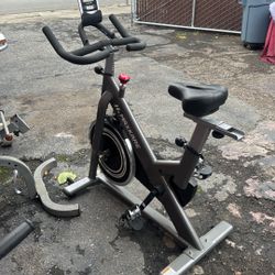 MAXKARE 11 STATIONARY EXERCISE BIKE! 