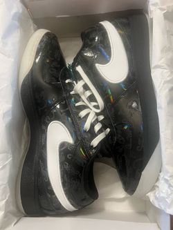 Brand New in box: Nike Book Halloween