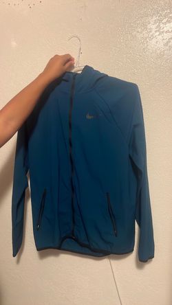 Medium nike dri fit zip up