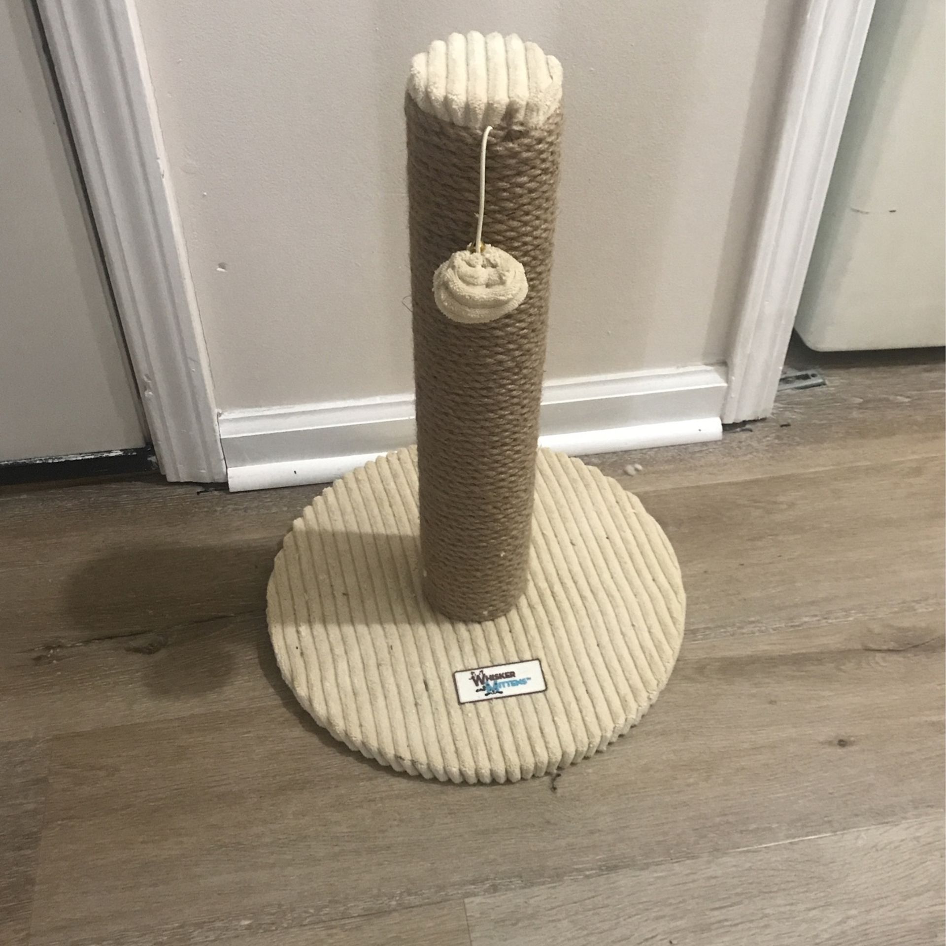 Cat Scratcher