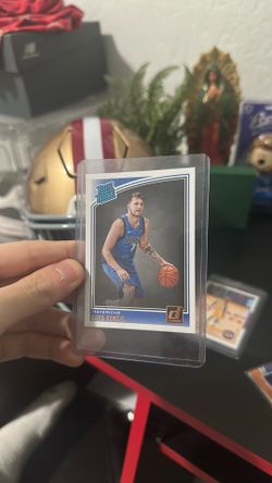 Luka Dončić Rated Rookie Card