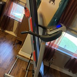 Treadmill—-sunny Sf -t4400
