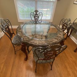 Beautiful 6Pcs. Dinette Set