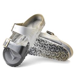 Eva Birkenstocks 38. New!!