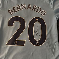 SELLING Bernardo Silva jersey *AUTHENTIC*