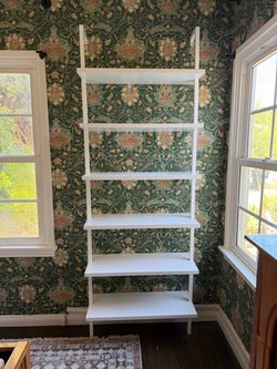 Wall shelf