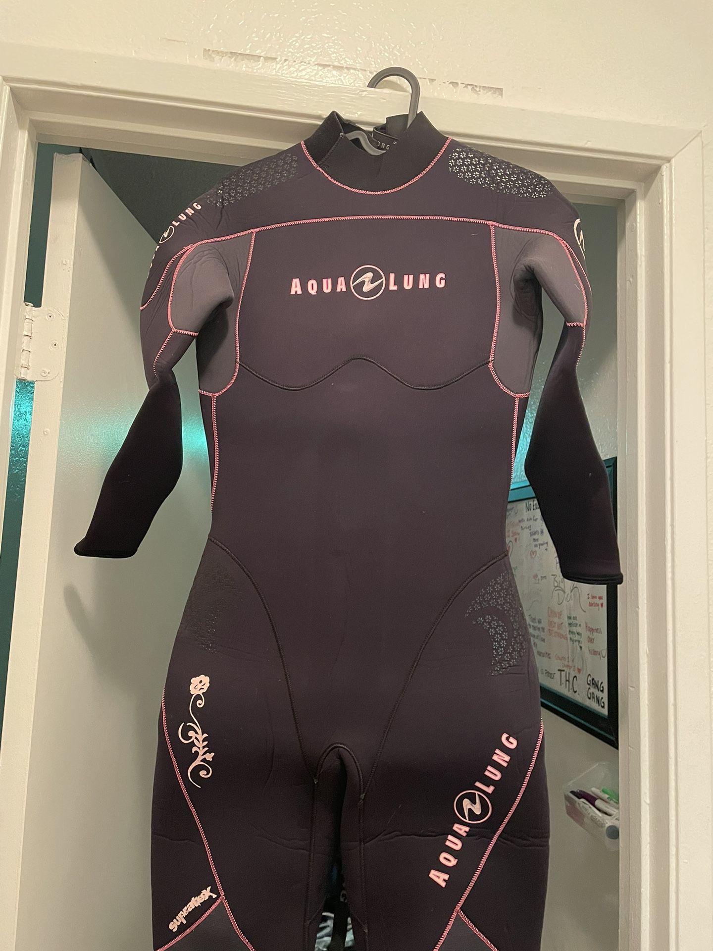 Aqualung 7mm Diving Wetsuit for Sale in Escondido, CA OfferUp