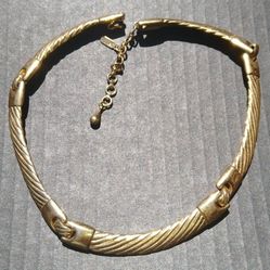Vintage Monet Gold Tone Choker 