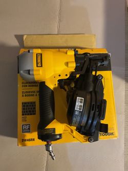 Dewalt 15° coil roofing nailer model number DW 46 RN