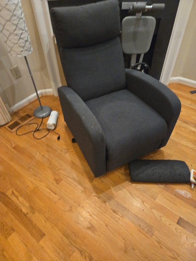 Free Chair Grey And Brown