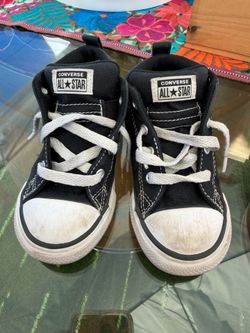 Converse size 8 toddler