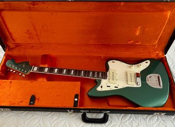 American Vintage II ‘66 Jazzmaster in Sherwood Green