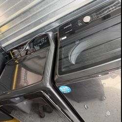 Like New, Samsung Washer And Dryer Set