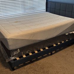Full Mattress + Box Spring CLEAN – Must Go ASAP 🔥