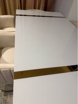 Table for 4 chairs