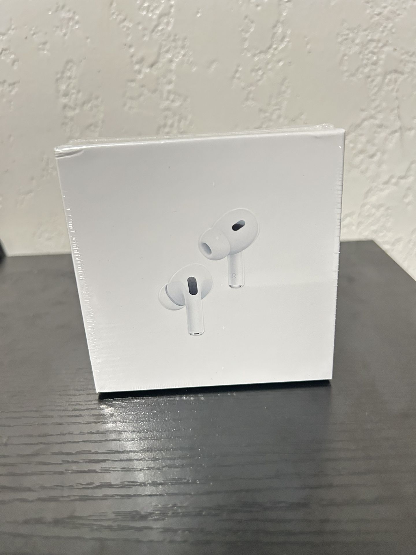 Apple AirPods Pro 2nd Generation With Wireless Charging Case - White