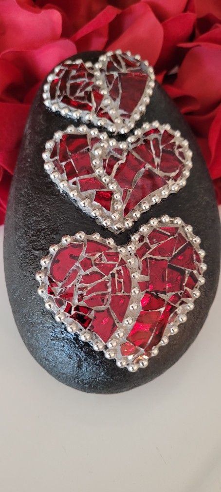 Mosaic Triple Heart On Sea Stone