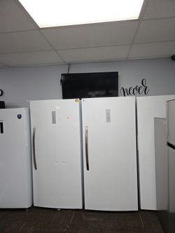 upright stand freezer garage ready 20cf