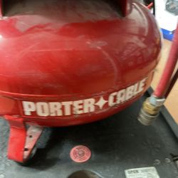 Porter-Cable 135 PSI Pancake Air Compressor – 2.6 SCFM @ 90 PSI, Oil-Free