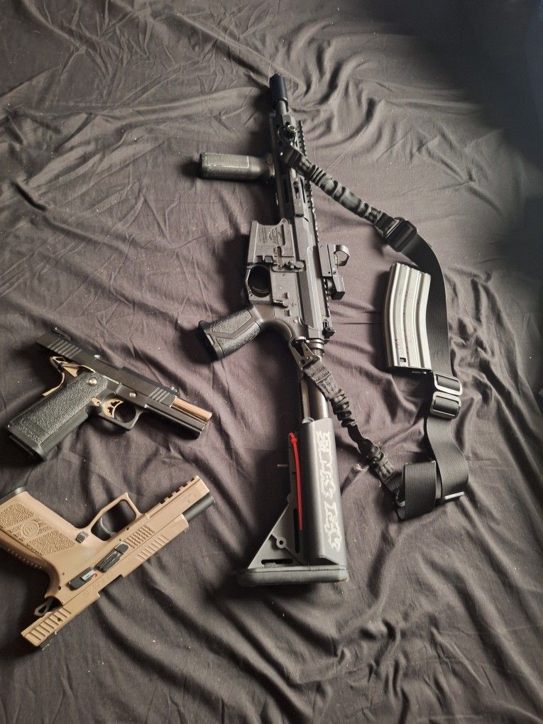 NERF GUNS