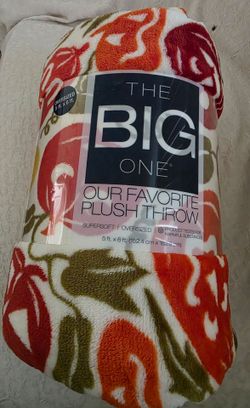 The Big One Oversized Plush Pumpkin Blanket