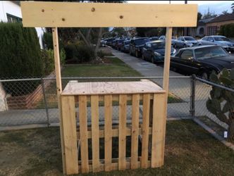 Lemonade Stand / Refreshment Stand (Custom)